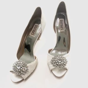 Badgley Mischka PEARSON White Satin Embellished